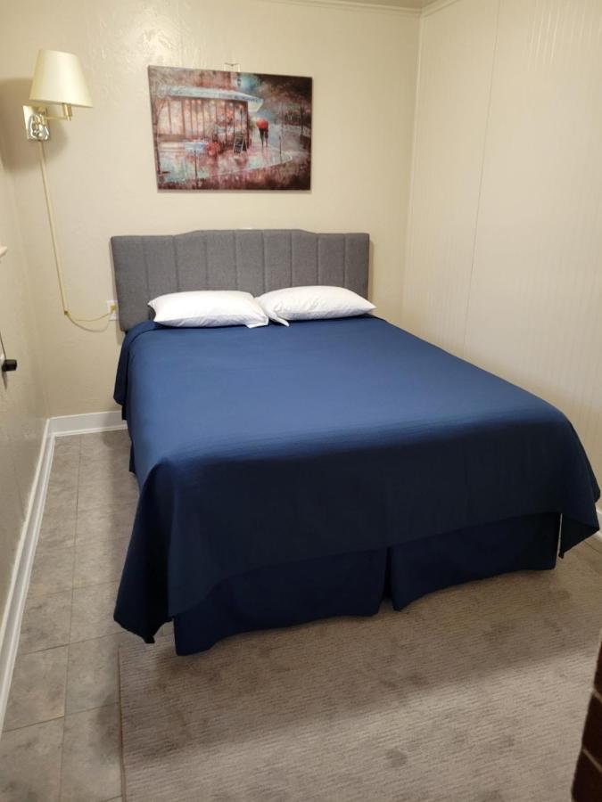 Husker Inn North Platte Ngoại thất bức ảnh