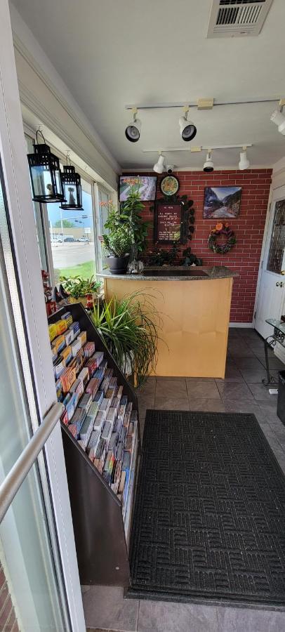 Husker Inn North Platte Ngoại thất bức ảnh