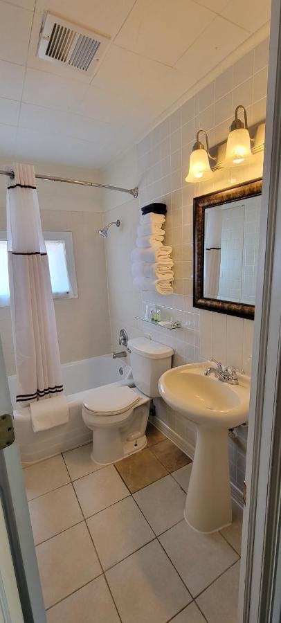 Husker Inn North Platte Ngoại thất bức ảnh