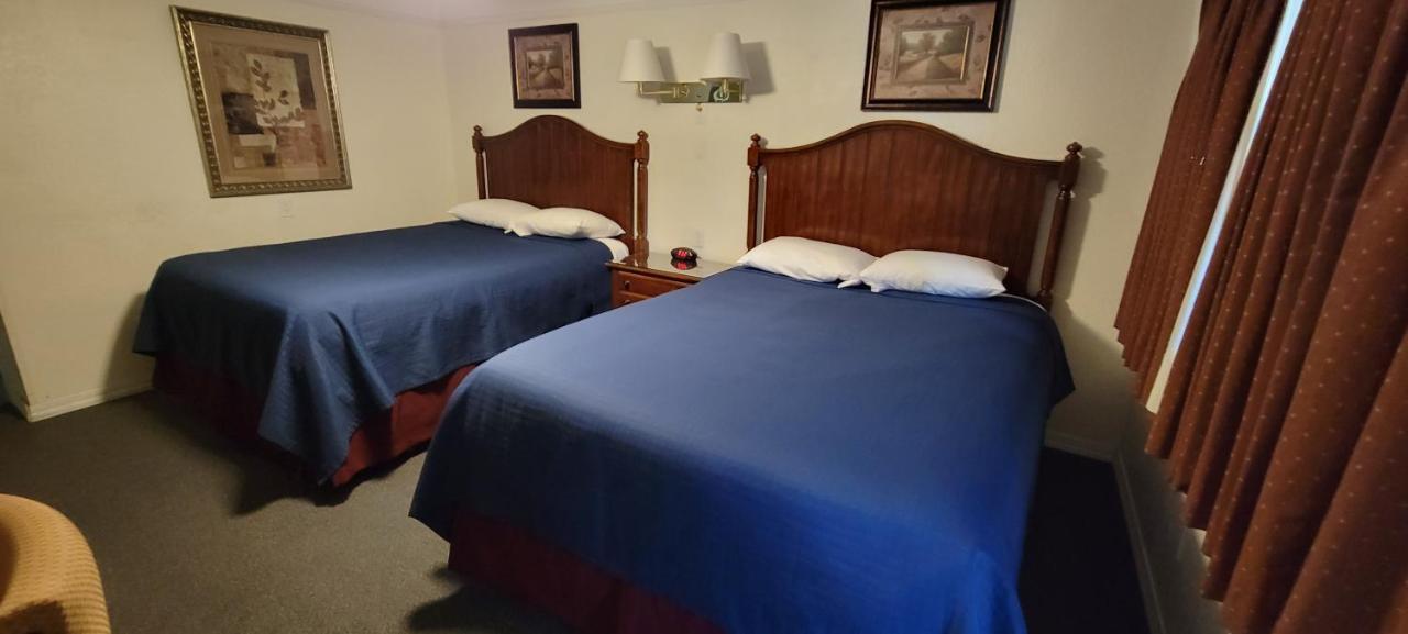 Husker Inn North Platte Ngoại thất bức ảnh